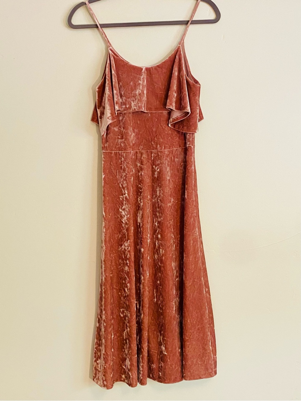 love...ady Crushed Velvet Spaghetti Strap Slip Dress in Rose Pink.